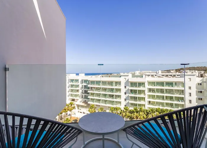Flamingo Paradise Beach Hotel - Adults Only