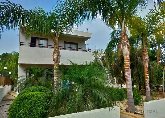 Maricosta Apartments